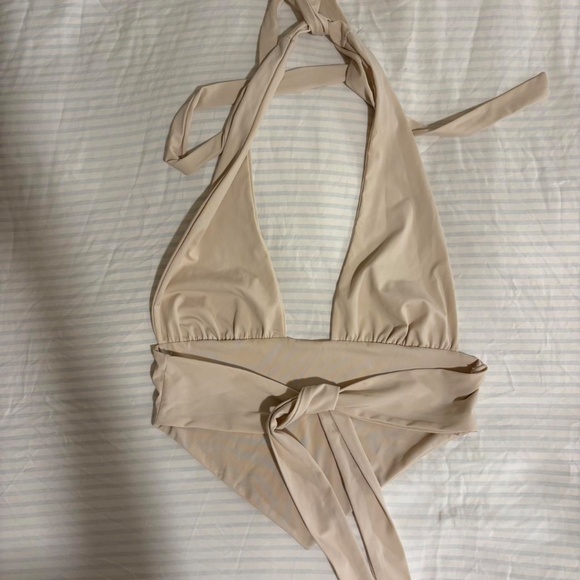 Triangle halter top - Picture 4 of 5